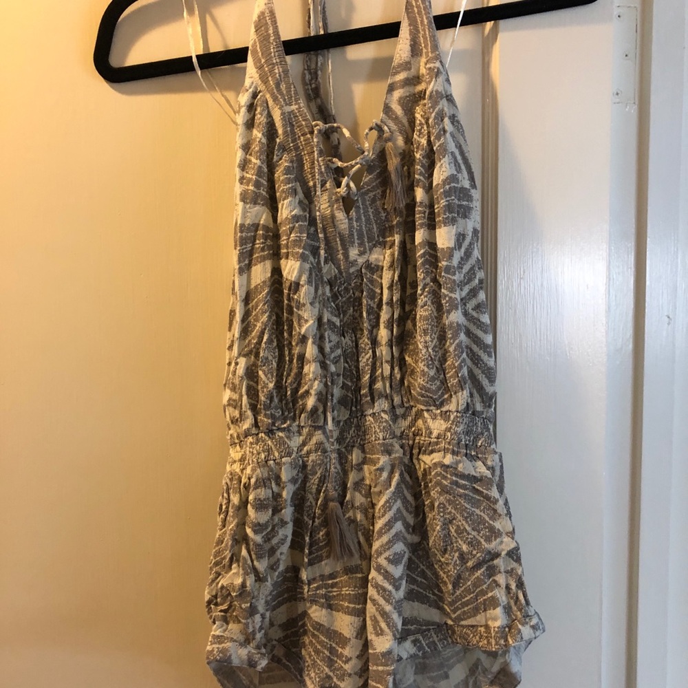 NWOT ripcurl romper